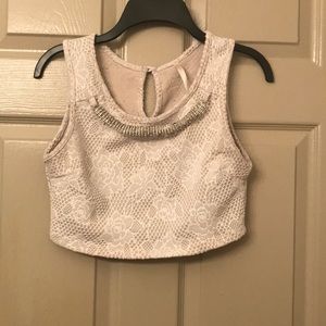 👑Lacey floral crop too with attached necklace